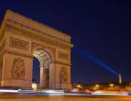 visiter Arc de Triomphe à Paris France